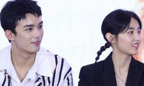 张子枫和吴磊在一起了吗(焉栩嘉张子枫很像)