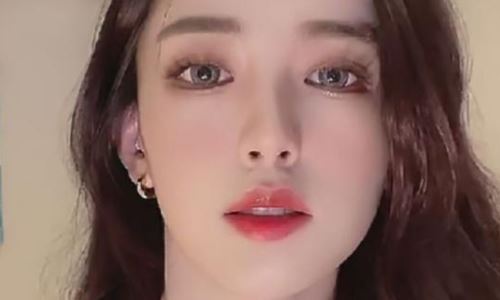 网红迅猛龙特蕾莎素颜截图(迅猛龙特蕾莎素颜原视频)