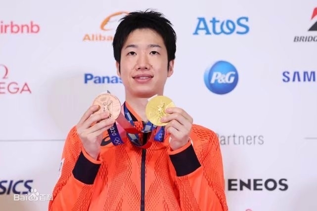 马龙跟水谷隼比赛比心(在另外一场比赛中水谷隼遇到马龙)