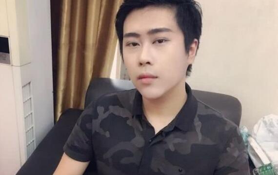 伞兵一号卢本伟真实事件(卢本伟哪个班的是什么梗)