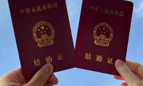 许魏洲否认绯闻(许魏洲求婚粉丝)