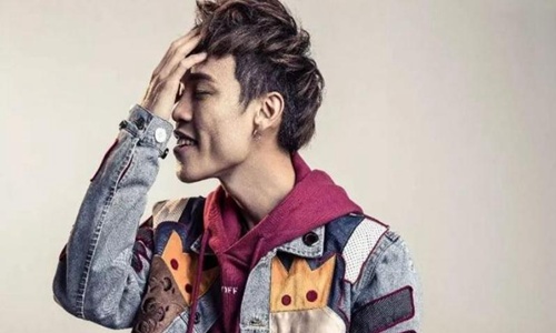 卢大雨广东雨神是网红还是明星(广东雨神卢大雨女朋友是谁)