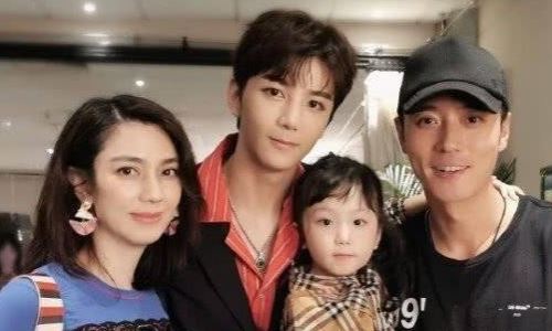 张丹峰洪欣夫妇被偶遇(张丹峰洪欣到底分手了吗)