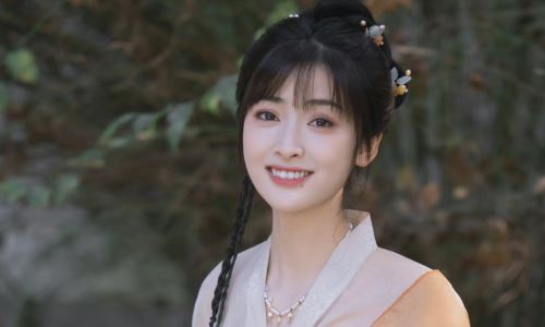 沈月怎么被发掘的(沈月邱淑贞资料)