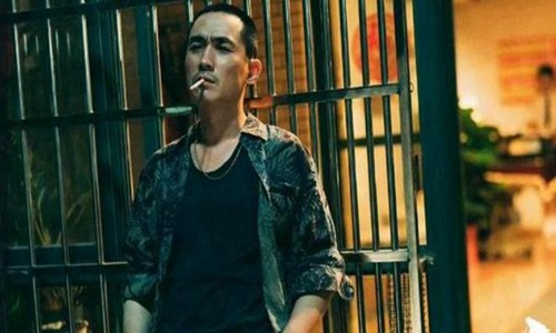 朱一龙,电影中第一个生活事件的长预告,饰演殡葬师莫三妹。