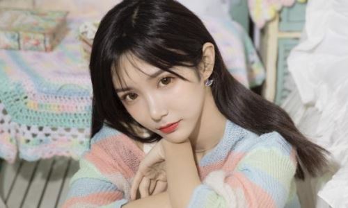 网红艾比是哪里人(网红艾比以前男生的样子)