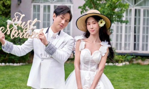 网络名人左宣布她怀孕了。网友:她和D三一不是分手了吗?