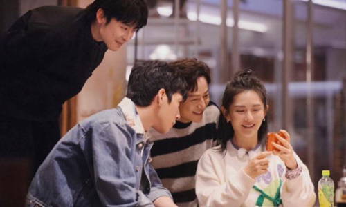 湖南卫视综艺停播一周的原因是人们无法拒绝为东航MU5735默哀。