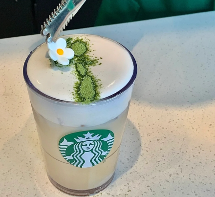 星巴克大杯香草拿铁多少钱(星巴克樱花味拿铁多少钱)