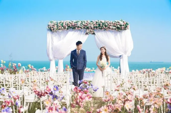 2022年4月26日什么时刻举办婚礼好(2022年4月份哪天适合举办婚礼)