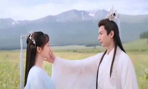 杨紫和成毅演了什么剧未播先火(杨紫和成毅的新剧开播了吗)