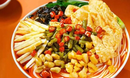 柳州螺蛳粉里的酸豆角(螺蛳粉里面有没有酸豆角)