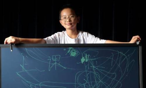 钟美美原名(钟美美真实姓名)