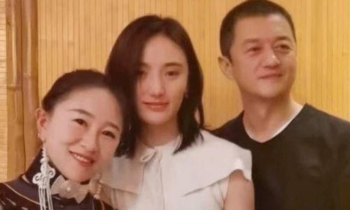 李亚鹏女友海哈金喜还在联系吗(李亚鹏表白海哈金喜微博)