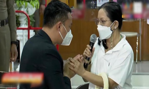 泰国女星坠河案翻案汤墨母亲赔偿580万原谅嫌犯。