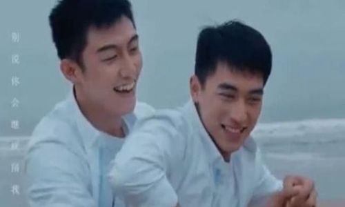 许魏洲黄景瑜刘德华(黄景瑜偷瞄许魏洲)