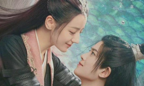 任嘉伦与热巴新剧(热巴任嘉伦与君初相识海报花絮)