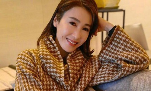 黎姿最新海边照片(黎姿港风)