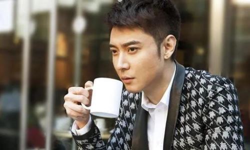 张丹峰和助理毕滢(张丹峰助理还是毕滢吗)