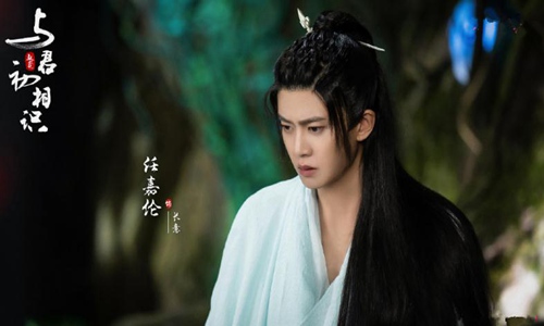 任嘉伦与热巴新剧(热巴任嘉伦与君初相识海报花絮)