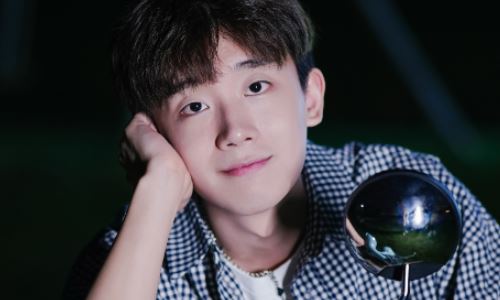 王不染木青分手后还关注着对方吗(为什么抖音王不染和木青分手)