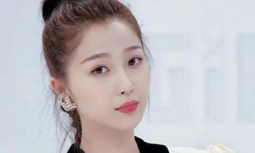 虞书欣在哪里拍电视剧(虞书欣吻戏被队友看)