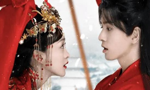 何泓姗和吴希泽相差多少岁(吴希泽喜欢何泓姗)