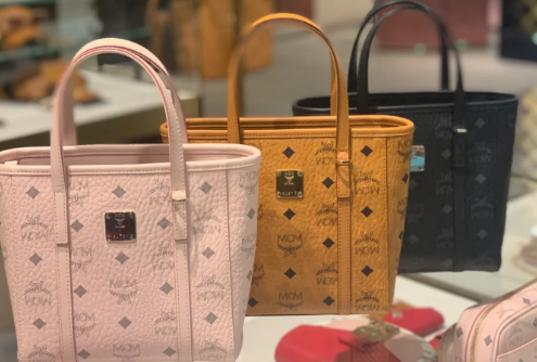 mcm菜篮子包都有什么颜色(mcm菜篮子买哪个颜色好看)