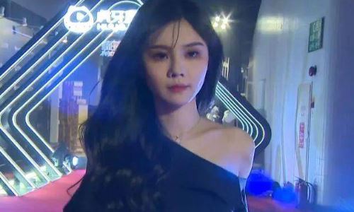 快手小伊伊和谁结的婚(快手网红小伊伊她男朋友长什么样)