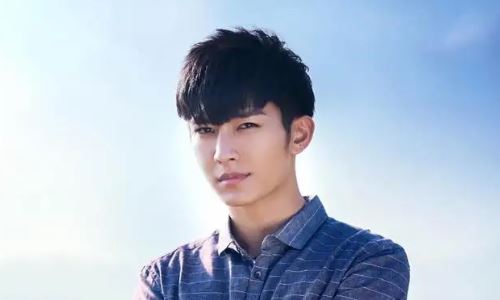 炎亚纶防弹(炎亚纶的事是谁爆料的)