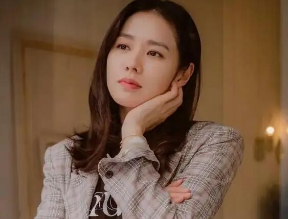 孙艺珍玄彬感情有多深(孙艺珍个人近况)