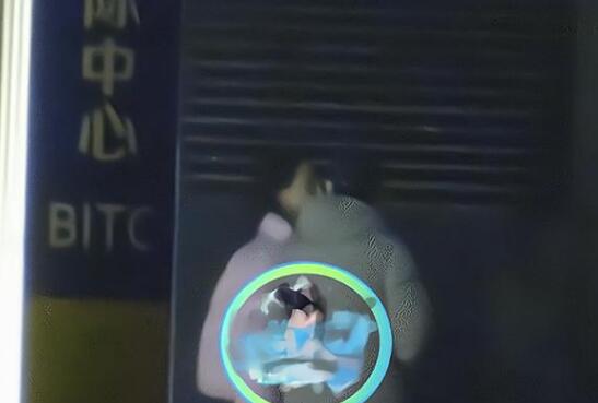 郭麒麟蒋依依相差几岁(郭麒麟和蒋依依私下关系好吗)