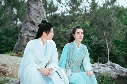 纪云禾什么时候变成九尾狐的(纪云禾是九尾狐她自己知道吗)