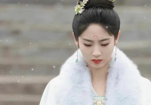 邢菲新剧覆流年开机(邢菲覆流年红衣婚服造型)