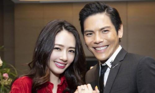 郭碧婷向佐综艺节目解说北京卫视(向佐和郭碧婷为郭爸爸过生日)