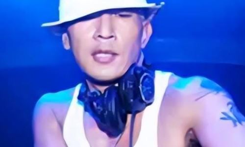 大s与具俊晔在台北市领证(小s猜到大s具俊晔在一起了视频)