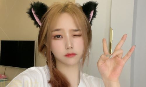 布丁和鲨鱼直播回放完整版(抖音布叮在哪里直播)