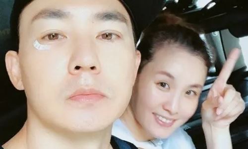 王婉霏与周杰伦(王婉霏车展采访)