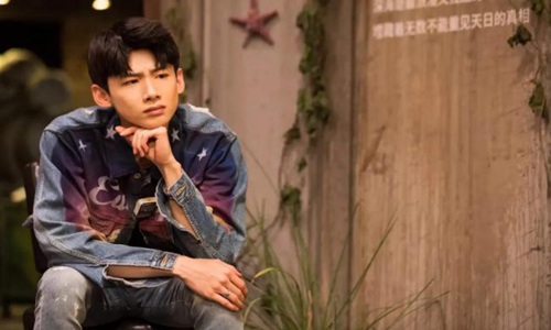 白敬亭现在的女朋友是谁(白敬亭真的有圈外女友吗)