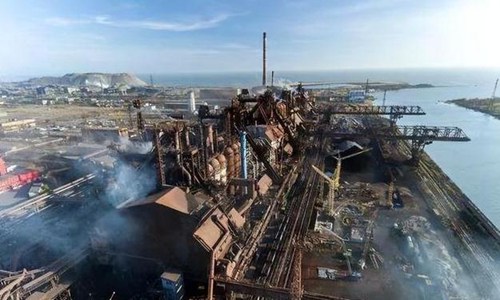 俄攻击亚速钢铁厂都用了哪些武器(俄罗斯为什么要攻打亚速钢铁厂)