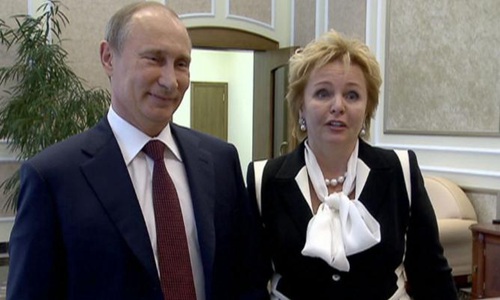普京和柳德米拉感情还很好吗(普京与柳德米拉的合影)