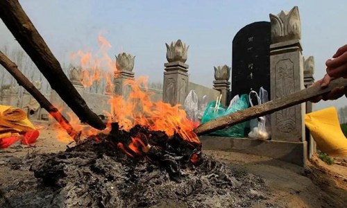 火葬场的“尸油”怎么处理?把这个透露给网友,太意外了。