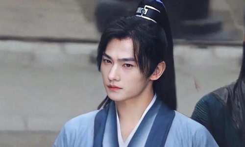 且行天下赵露思和杨洋开机(赵露思杨洋且行天下开机)