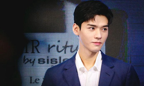 龚俊为什么签约海西传媒(龚俊和海西传媒关系)