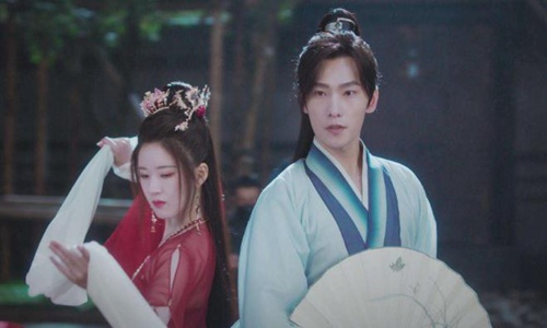 杨洋和赵露思是怎么认识的(杨洋赵露思私下关系)