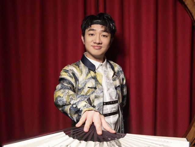 王祖蓝 钟嘉欣(钟嘉欣王祖蓝现场)