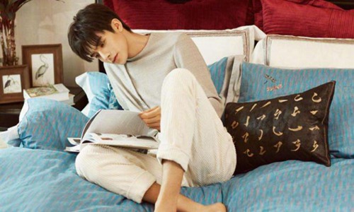 宋威龙真实学历(宋威龙图片三宫格)