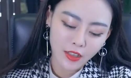 抖音网红胡桃夹子(胡桃佳子lj个人资料)