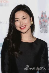 朱珠的身世(朱珠的显赫家世)