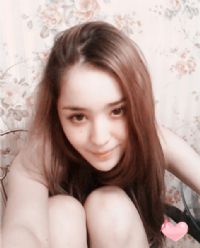 古力娜扎个人资料家庭背景及照片(古力娜扎手掌)